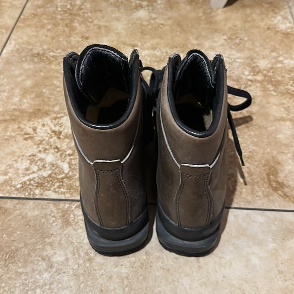 Gore-Tex - Picture 3 of 4